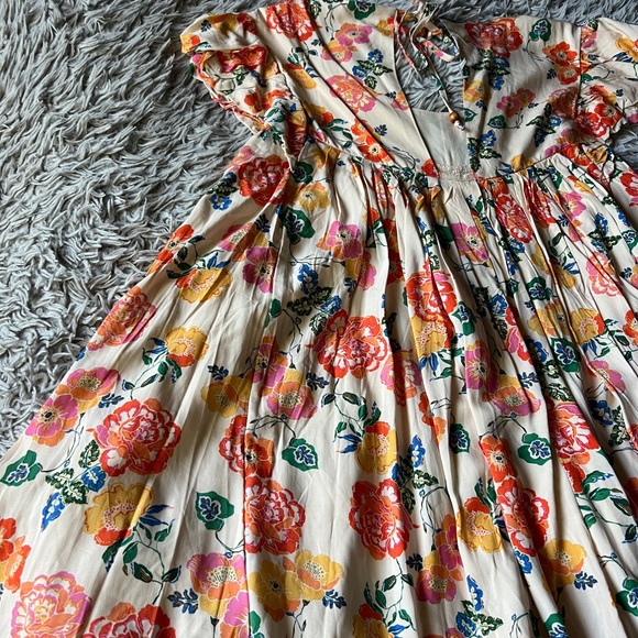 DRITA POCKETED FLORAL ROMPER - Picture 9 of 11